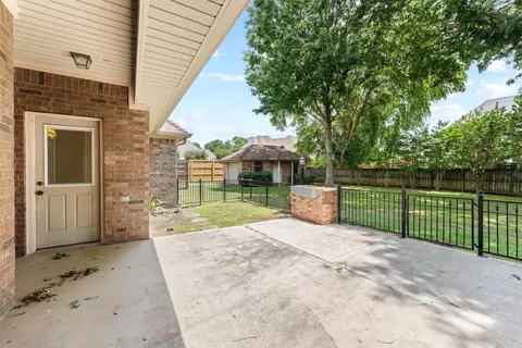 Exterior - 603 Providence Dr, Bryant, AR 72022 photo 10 of 11