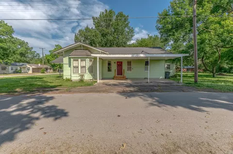 Other - 203 W Third St, Weiner, AR 72479 photo 2 of 11