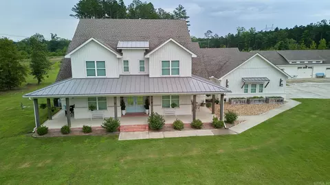 28244 S Sardis Rd, Bauxite, AR 72011