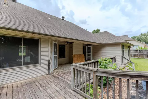 Exterior - 514 Galina St, Beebe, AR 72012 photo 6 of 8