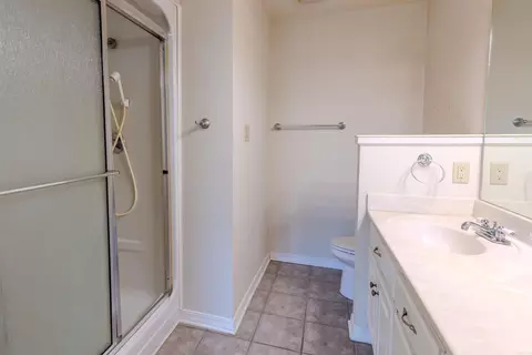 Bath - 514 Galina St, Beebe, AR 72012 photo 4 of 4