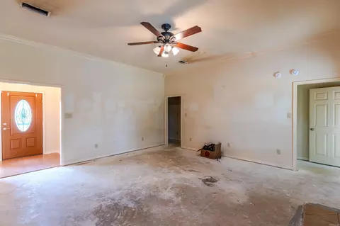 Living - 514 Galina St, Beebe, AR 72012 photo 4 of 5