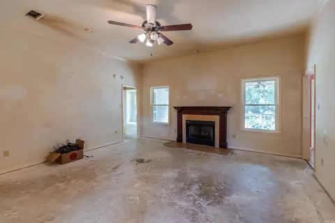 Living - 514 Galina St, Beebe, AR 72012 photo 1 of 5