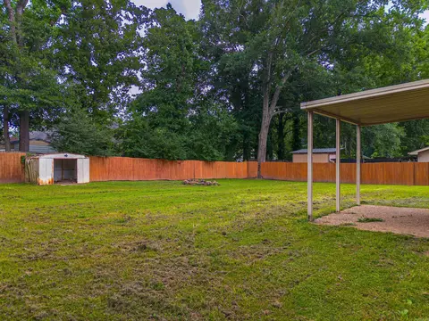 Exterior - 18 Pinewood Dr, Cabot, AR 72023 photo 4 of 6