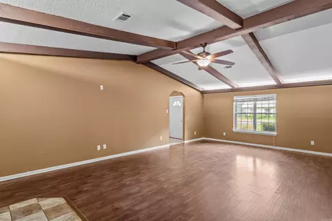 Living - 18 Pinewood Dr, Cabot, AR 72023 photo 3 of 4