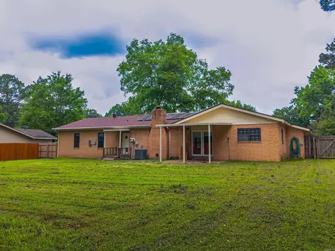 Exterior - 18 Pinewood Dr, Cabot, AR 72023 photo 6 of 6