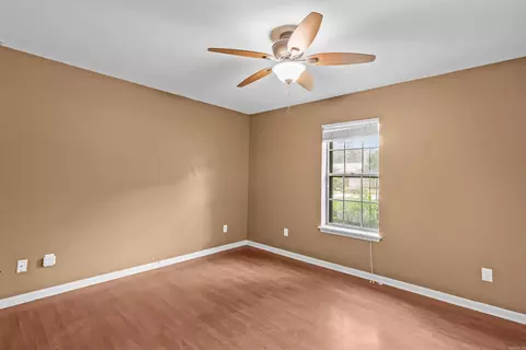Bedroom - 18 Pinewood Dr, Cabot, AR 72023 photo 6 of 7