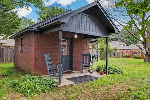 Exterior - 8 Jonathan Dr, Conway, AR 72032 photo 3 of 6
