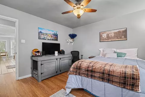 Bedroom - 8 Jonathan Dr, Conway, AR 72032 photo 8 of 9