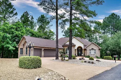 1 Vereda Ln, Hot Springs Village, AR 71909