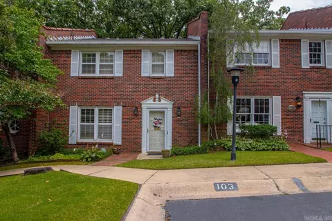 103 Cambridge Pl, Little Rock, AR 72227