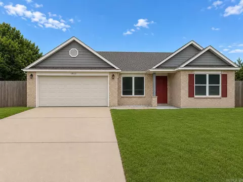 1811 Rockwood Dr, Searcy, AR 72143