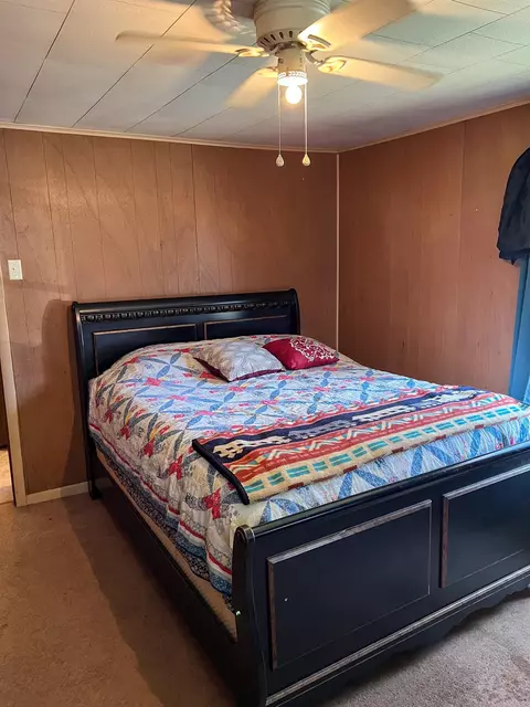 Bedroom - 430 W Mill St, Malvern, AR 72104 photo 1 of 5