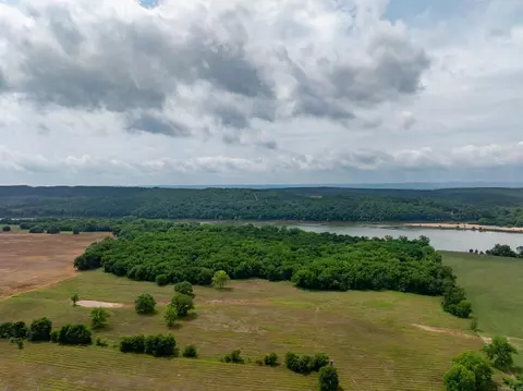 000 Sandy Rd, Morrilton, AR 72010 photo 2