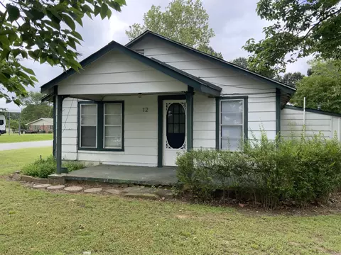 12 Church St, Guy, AR 72061