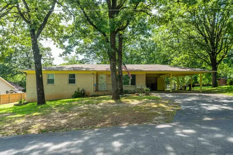 103 Easy Ter, Hot Springs, AR 71913