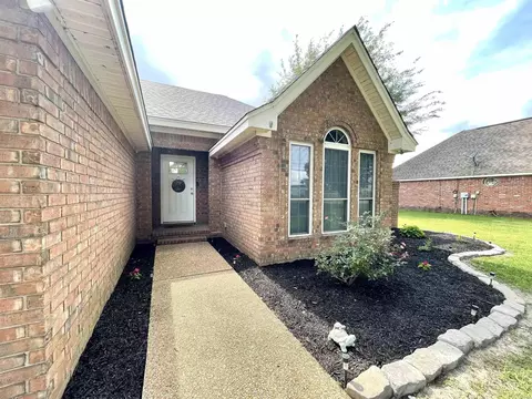 Exterior - 300 N Willow Ave, Trumann, AR 72472 photo 3 of 10