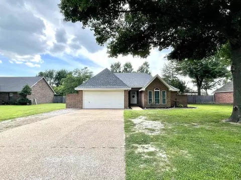 300 N Willow Ave, Trumann, AR 72472