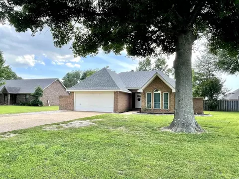 Exterior - 300 N Willow Ave, Trumann, AR 72472 photo 10 of 10