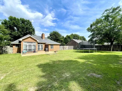 Exterior - 300 N Willow Ave, Trumann, AR 72472 photo 7 of 10