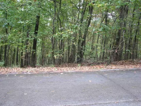 27 Lago Dr, Hot Springs Village, AR 71909