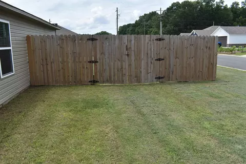 Exterior - 45 Oak Leaf Dr, Conway, AR 72032 photo 5 of 8