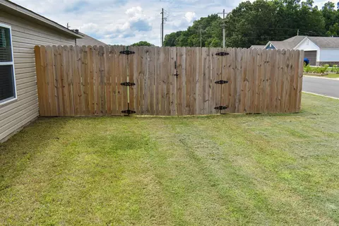 Exterior - 45 Oak Leaf Dr, Conway, AR 72032 photo 4 of 8