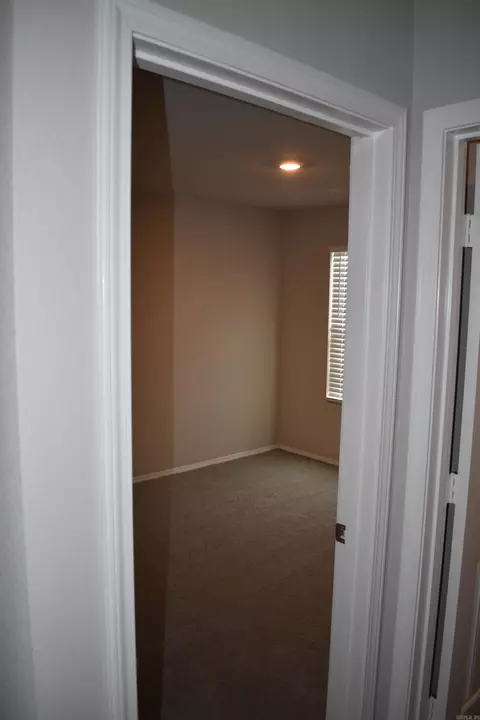 Entry Way - 45 Oak Leaf Dr, Conway, AR 72032 photo 2 of 4
