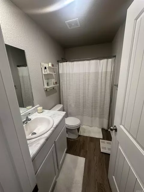 Bath - 45 Oak Leaf Dr, Conway, AR 72032 photo 7 of 7