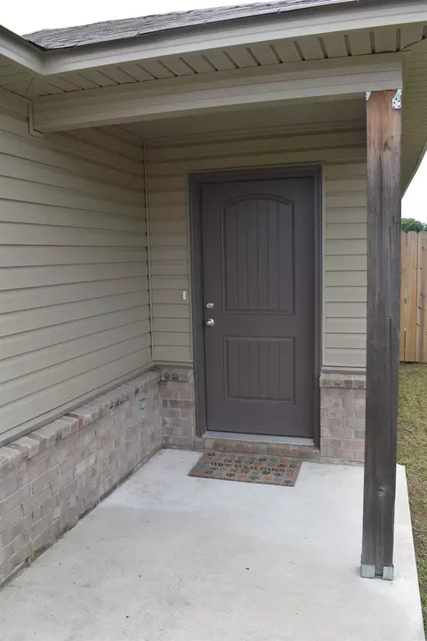 Exterior - 45 Oak Leaf Dr, Conway, AR 72032 photo 4 of 8