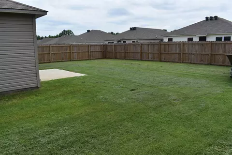 Exterior - 45 Oak Leaf Dr, Conway, AR 72032 photo 6 of 8