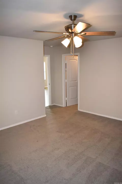 Bedroom - 45 Oak Leaf Dr, Conway, AR 72032 photo 6 of 7