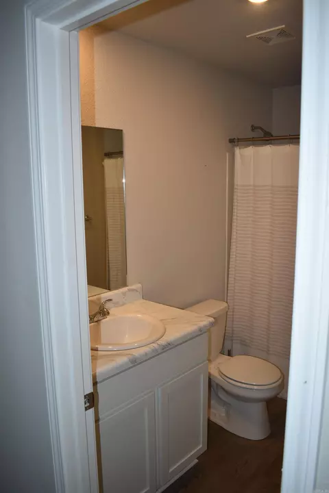 Bath - 45 Oak Leaf Dr, Conway, AR 72032 photo 1 of 6