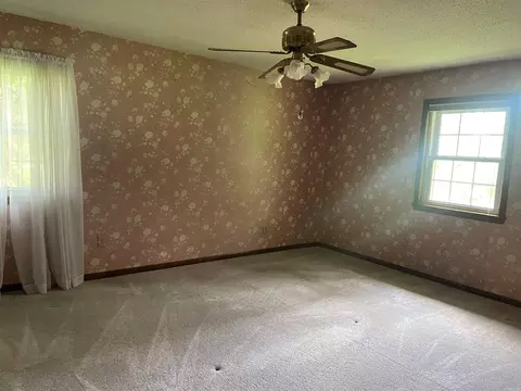 Bedroom - 7241 Ross Ln, Benton, AR 72019 photo 2 of 4