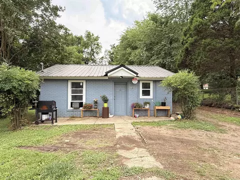 518 Laser St, Hot Springs, AR 71901
