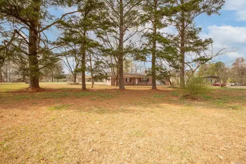 2302 S Pine St, Cabot, AR 72023 photo 2