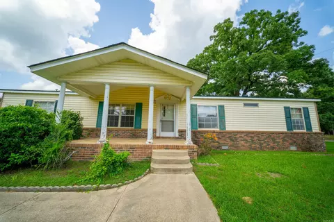 Exterior - 6659 Calhoun 37 Rd, Hampton, AR 71744 photo 2 of 10