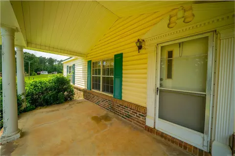 Exterior - 6659 Calhoun 37 Rd, Hampton, AR 71744 photo 4 of 10