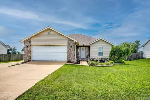 124 Summer Leigh Cv, Bay, AR 72411