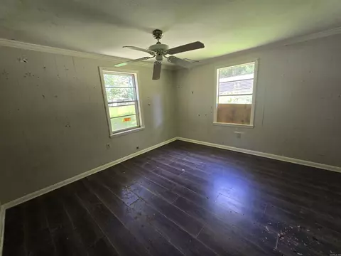 Bedroom - 4430 Dixie, Benton, AR 72015 photo 3 of 3