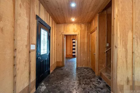 Entry Way - 94 Jerry Ln, Quitman, AR 72131 photo 2 of 3