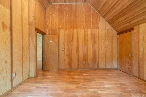 Bedroom - 94 Jerry Ln, Quitman, AR 72131 photo 7 of 8