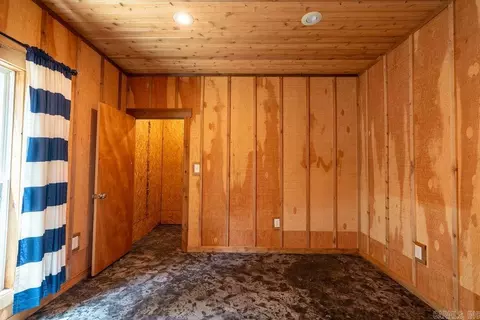 Bedroom - 94 Jerry Ln, Quitman, AR 72131 photo 5 of 8