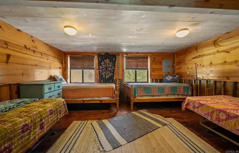 Bedroom - 2306 County Road 8050, Jasper, AR 72641 photo 3 of 7