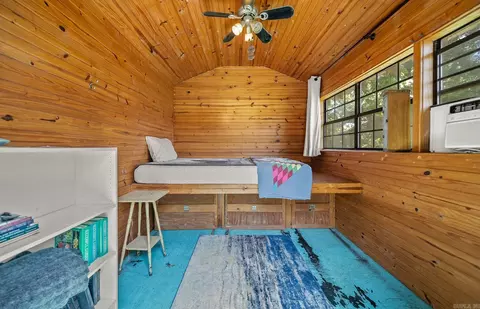 Bedroom - 2306 County Road 8050, Jasper, AR 72641 photo 6 of 7