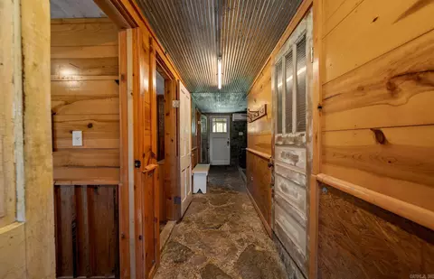 Entry Way - 2306 County Road 8050, Jasper, AR 72641 photo 2 of 3