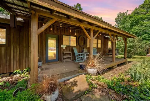 Exterior - 2306 County Road 8050, Jasper, AR 72641 photo 1 of 13