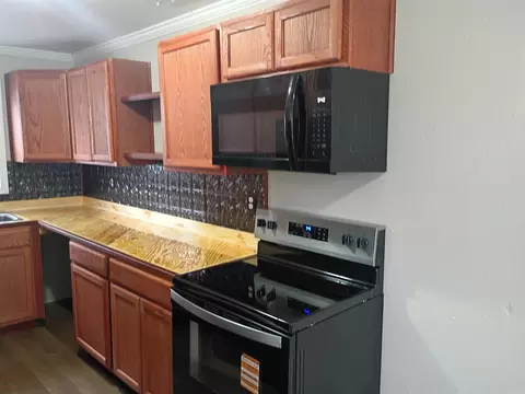Kitchen - 619 S Sikes Rd St, Rector, AR 72461 photo 2 of 5
