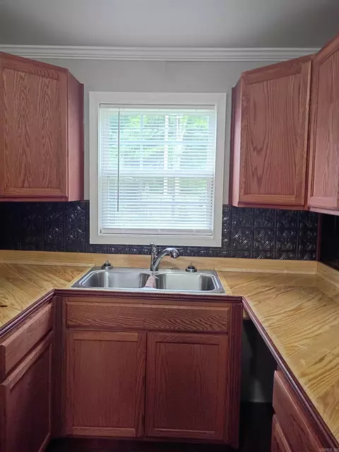 Kitchen - 619 S Sikes Rd St, Rector, AR 72461 photo 3 of 5