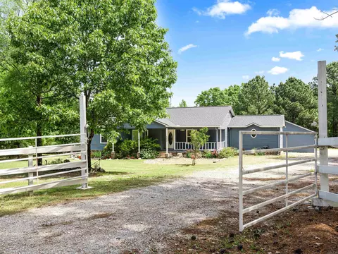 353 High Peak Rd, Hot Springs, AR 71909